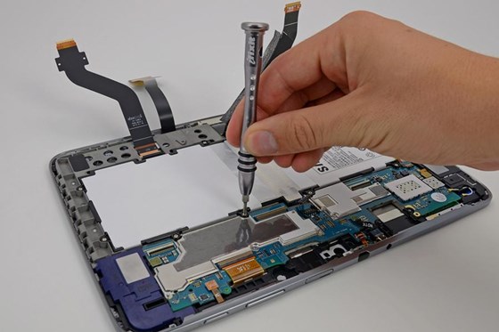 CellFix Cell Phone Repair: Factors to be Considered While Choosing an iPhone Repair Shop